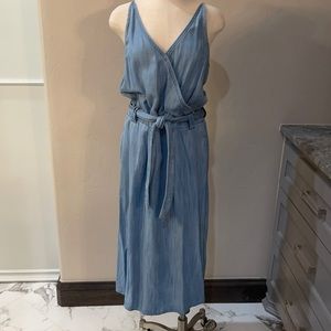 Cloth & Stone brushed chambray dress- medium-NEW!